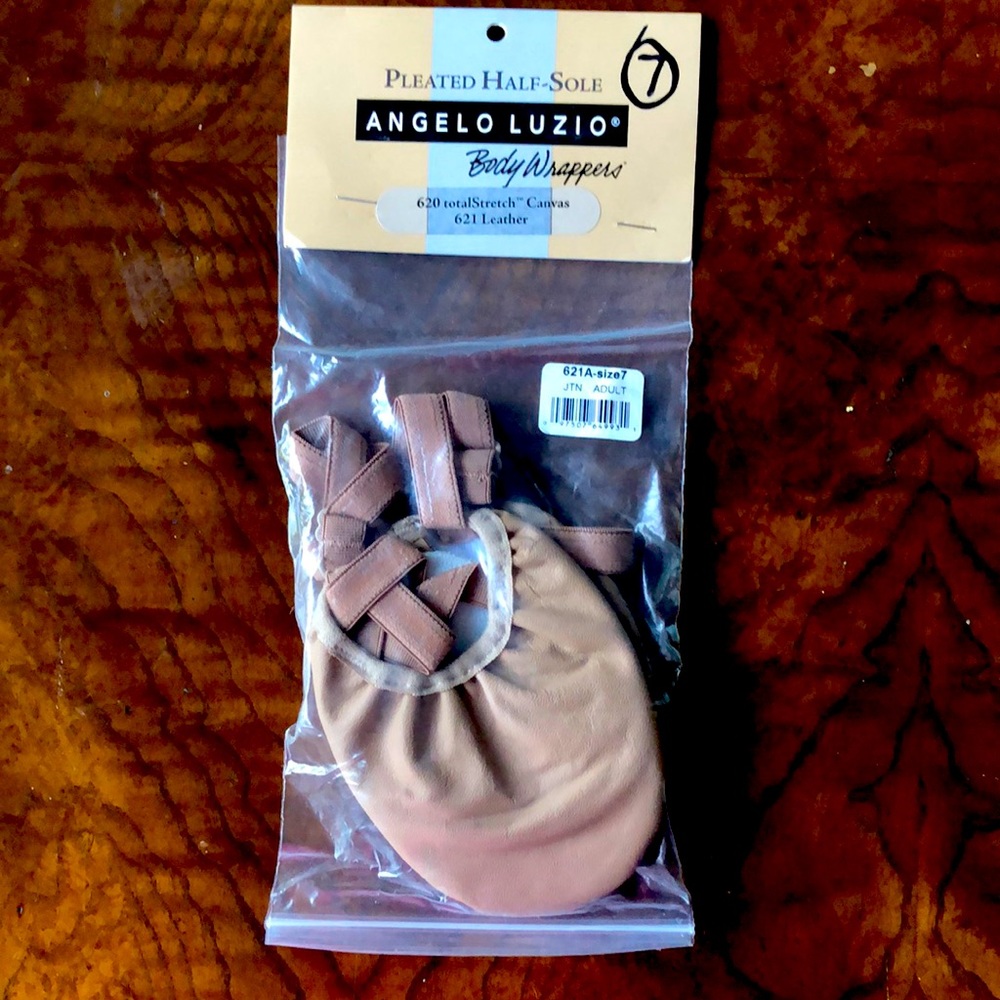 New pleated half sole Angelo Luzio leather body wrappers
